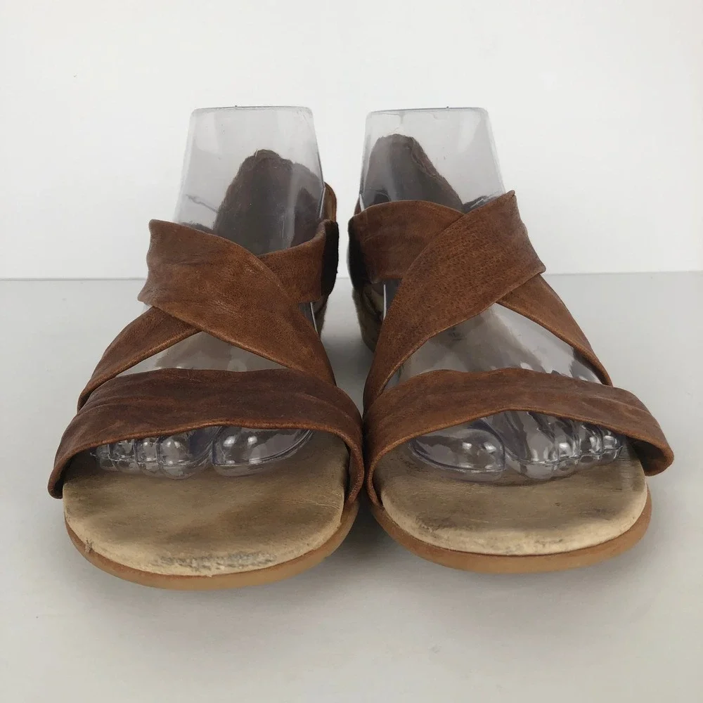 ERIC MICHAEL Netty Leather Espadrille Cross Strap Sandals Sz 40 9.5 Spain